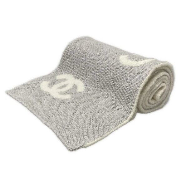 CHANEL - White Light gray Wool Cashmere Silk Scarf - Picture 1 of 6